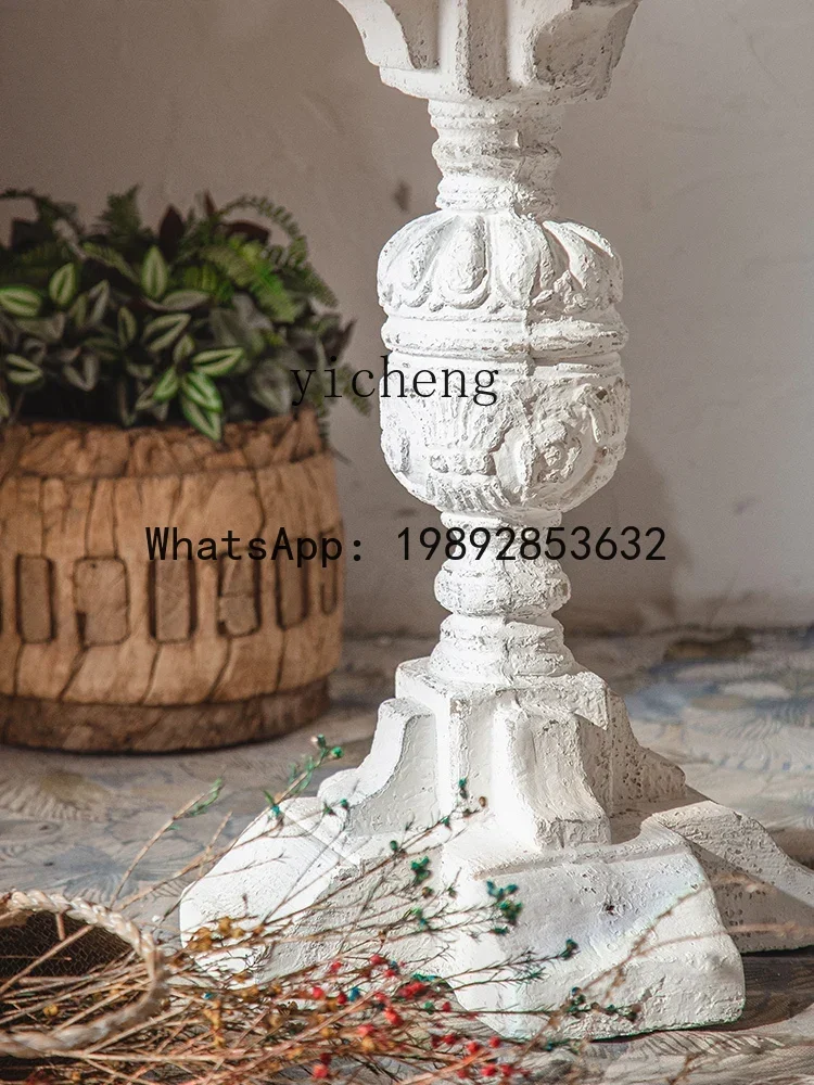 โต๊ะกลมเล็กสีแดงสำหรับตกแต่งบ้ - Photography Website บทวิจารณ์และราคา